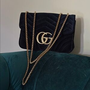 Elegant Blue Velvet Bag with Gold Chain, Don’t  know if it’s real.